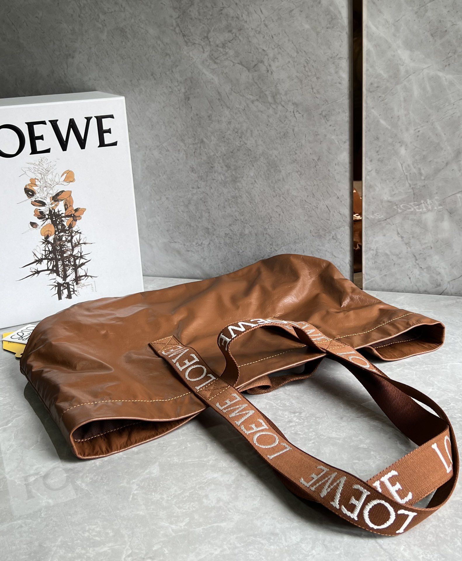 Loewe Fold Shopper in Paper Calfskin Caramel